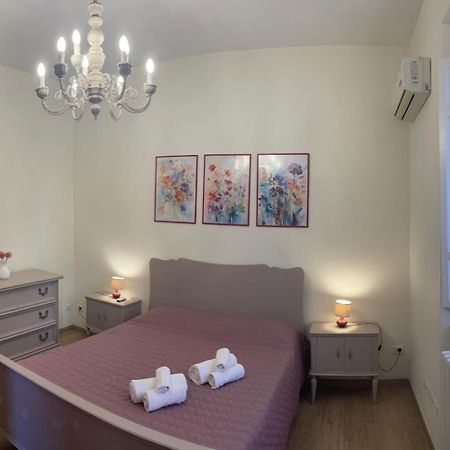 Violet - La Casa Del Pucci Apartment ลุคคา ภายนอก รูปภาพ